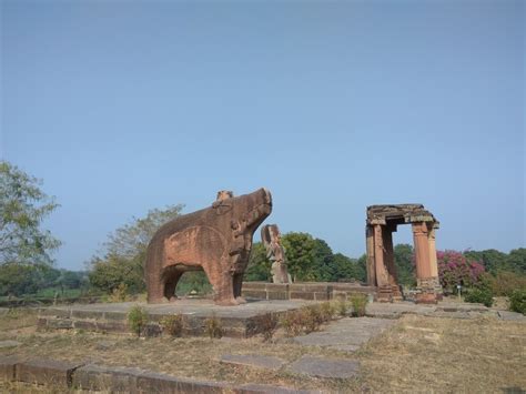 Hindu Temples Of India Eran Group Of Monuments The Temple Complex