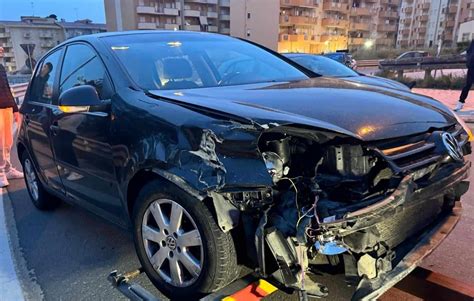 Incidente Stradale A Porto Empedocle Una Persona Ferita In Scontro