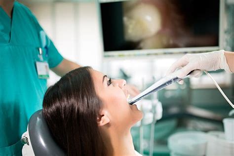 ¿qué Cuidados Debo Seguir Tras Una Extracción Dental Clínica Dental Casanova 25