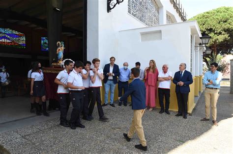 Landaluce Asiste A La Procesi N Infantil Del Colegio Salesianos