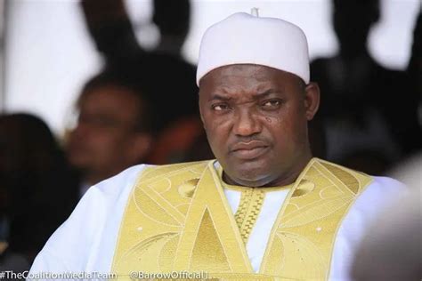 Sénégal le président Barrow assistera à linvestiture de Bassirou