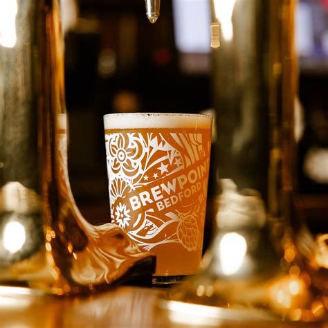 Happy Hour - The Bombardier English Pub Paris