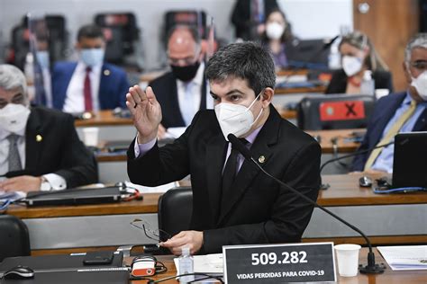 Randolfe pede ao Senado abertura de nova CPI da Covid Política