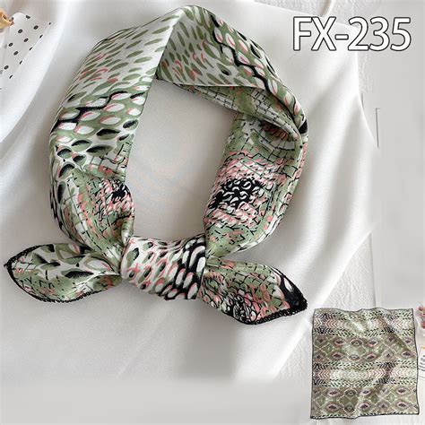 Petit Foulard Femme Vert Lilou Miss Foulard N1 En France