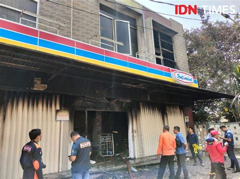 Minimarket Di Tangerang Ludes Terbakar Kerugian Rp1 Miliar