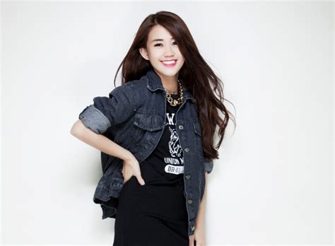 Dưới đây là danh sách top hot girl Việt xinh đẹp nhất hiện nay