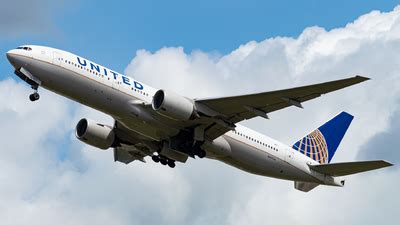 N217UA Boeing 777 222 ER United Airlines Wojtek Kmiecik JetPhotos