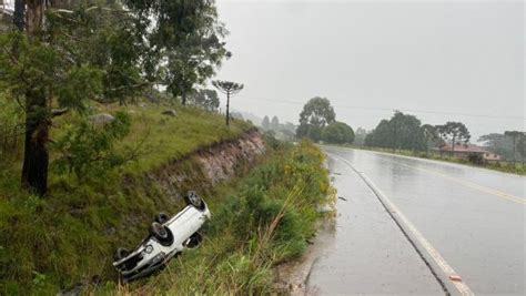 Acidente ônibus amarelinho complica trânsito de Florianópolis em