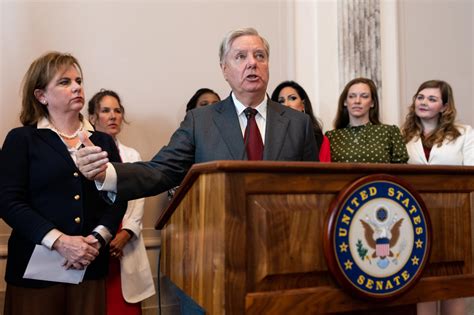 GOP Sen. Lindsey Graham proposes nationwide 15-week abortion ban - CBS News