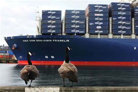 See Inside The Benjamin Franklin World S Largest Container Ship