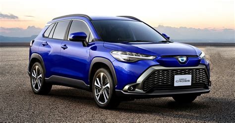 El Toyota Corolla Cross Lleg A Casa Con Su Estreno En Jap N Fuel Car