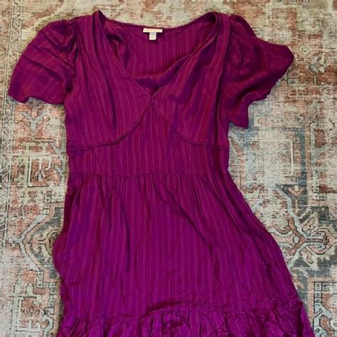 Knox Rose Dresses Knox Rose Magenta Vneck Dress With Smocked Waist