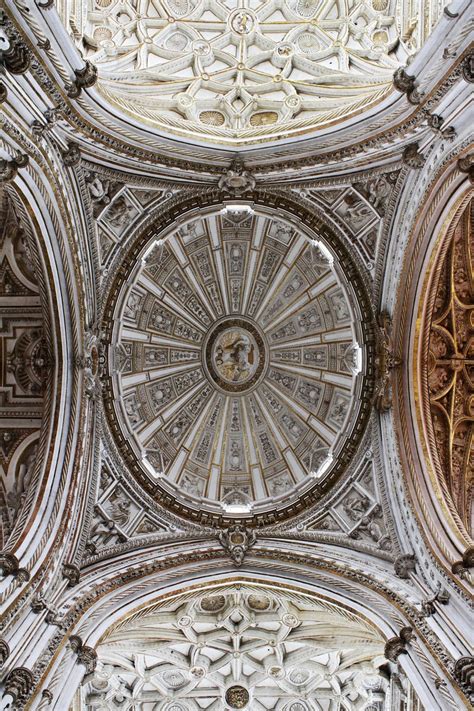 [building] Curved space - La Mezquita, Cordoba's cathedral-mosque ...