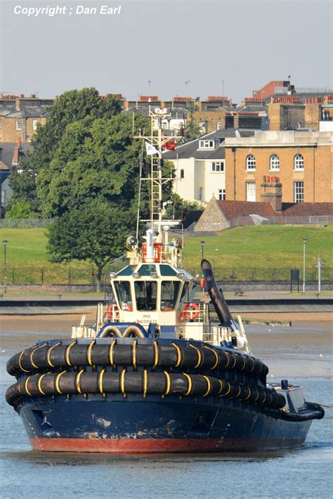 Svitzer London Dan Earl Flickr