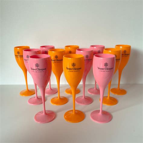 Veuve Clicquot Orange Pink Champagne Flute Goblet Glasses Plastic Hens