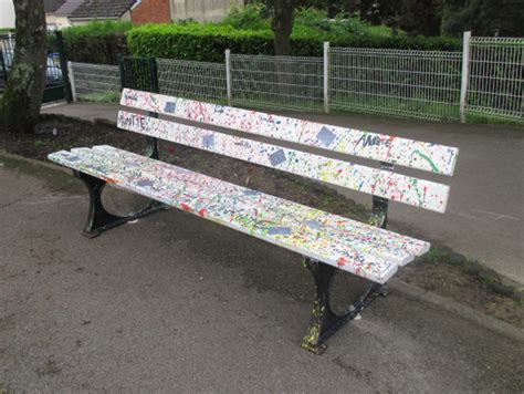 Le Banc De Lamiti Ageem