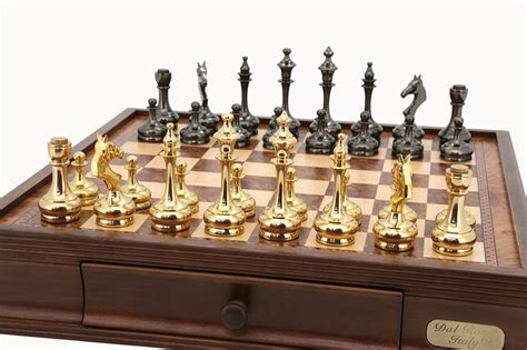 Dal Rossi Chess Set On Box Chess Box With Brass Cap Staunton