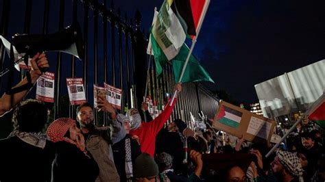 Protests worldwide call for halt to Gaza conflict