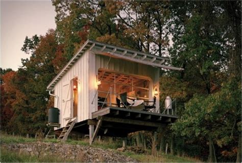 Off-The Grid Cabin With A Traditional Interior - DigsDigs