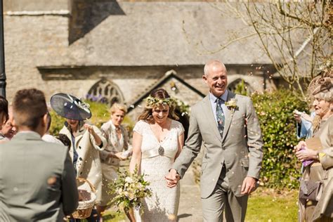 Garden wedding in Cornwall - London & Cornwall Wedding Photographer ...