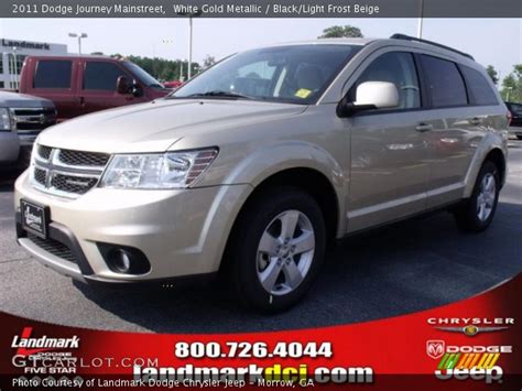 White Gold Metallic 2011 Dodge Journey Mainstreet Blacklight Frost