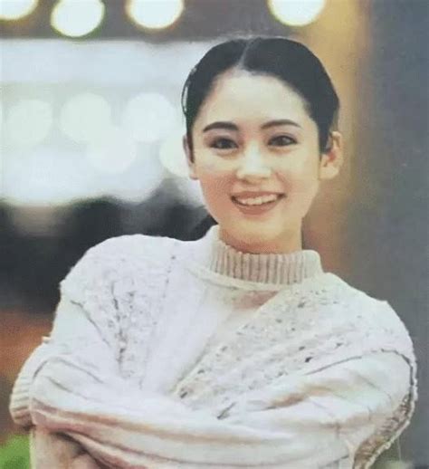 1995年，张国荣和葛优的合照中，中间的女孩惊艳了一个时代 陈红 陈凯歌 特点