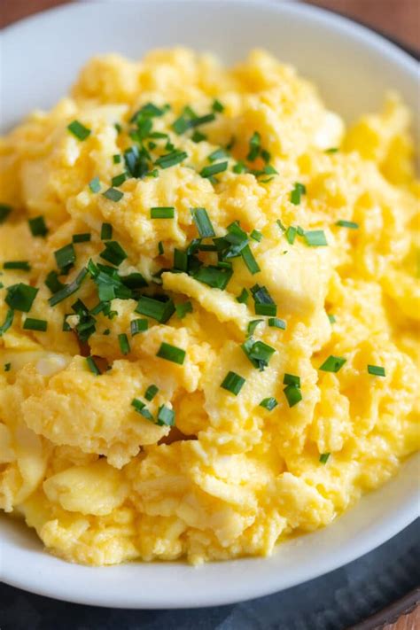 Fluffy Scrambled Eggs with Cheese - Peel with Zeal