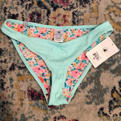 Body Glove Swim Nwt Body Glove Bikini Set In Neo Mint Poshmark
