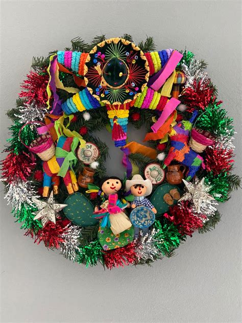 Mexican Christmas Decorations, Xmas Deco, Wreath Ideas, Fix You ...