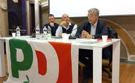 Mauro Poggio Il Nuovo Segretario Cittadino Del Pd Il Piccolo