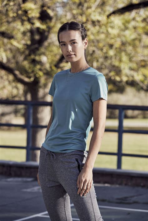 Basic Active T Women Aareshop Ch