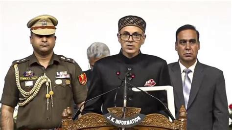 Omar Abdullah Sworn In As Jandk Cm 2 Ministers From Kashmir 3 From