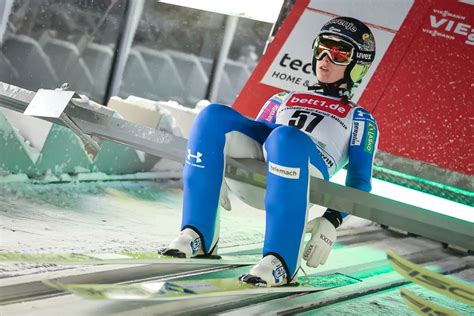 Skoki Narciarskie P Pa W Klingenthal Seria Pr Bna Dla Bogataj