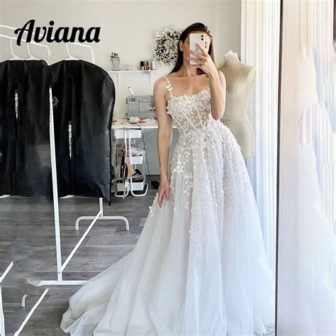 Aviana Vestidos De Novia Modernos 3D Con Tirantes Finos Cors Desnudo