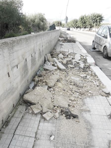 Sportello Dei Diritti Dalla Parte Dei Cittadini Lecce Marciapiedi