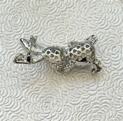 Vintage Style Style Bunny Brooch Gem