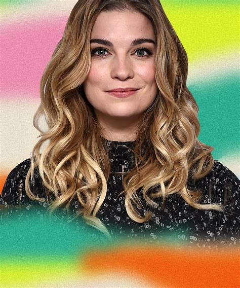 tv shows with alexis rose 7