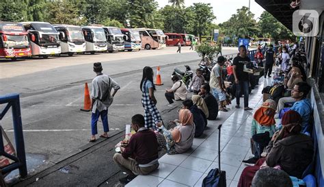 Memasuki Libur Nataru Jumlah Penumpang Bus Akap Mulai Melonjak Foto