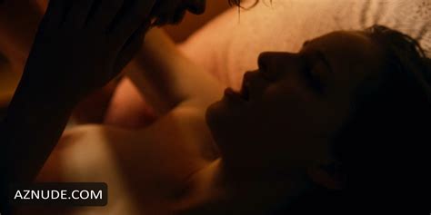 LISA VICARI Nude AZNude