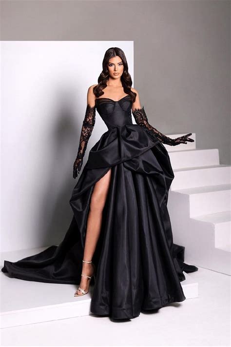 Black Sweetheart Taffeta Slit Prom Dress With Long Lace Gloves ED0061