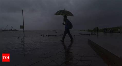 Maharashtra Rains Imd Predicts Heavy Rainfall In Mumbai Thane