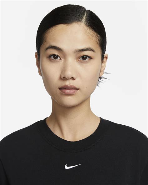 Nike Sportswear Essential Womens Boxy T Shirt Nike In