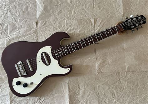 danelectro   dano  burgundy excellent reverb uk