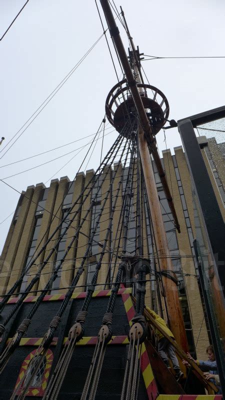 The Golden Hinde replica ship and museum, London - See Around Britain