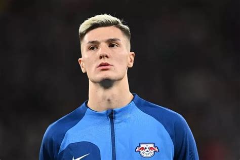 Benjamin Sesko Agent Has Already Dropped Arsenal Transfer Hint Amid