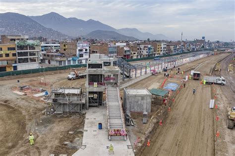 Alcalde Muñoz Supervisa Construcción De Estación En Ampliación Norte Del Metropolitano