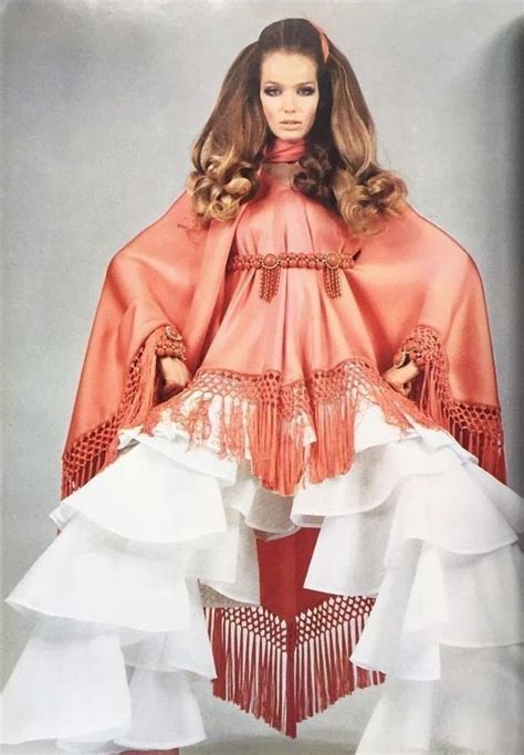 Valentino P E 1969 Bijoux Et Ceinture De Coppola E Toppo Photo Franco