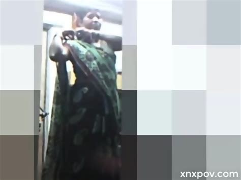 Indian Hot Tamil Aunty Removing Dress