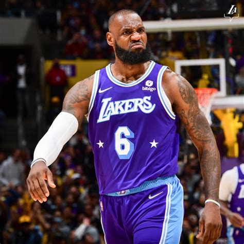 Sexto Hombre On Twitter Lebron James Es El único Jugador De La Historia Con Dos Partidos De 50