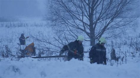 Russian Passenger Plane Crashes Near Moscow Killing All 71 People On Board Abc News